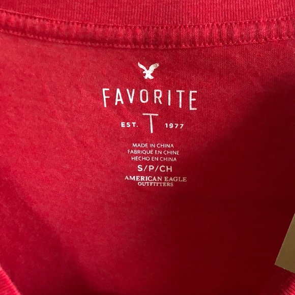 Pink geometric long sleeve from American eagle! - Picture 3 of 4